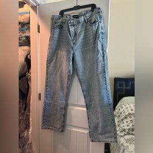 Fashion Nova Light washed jeans